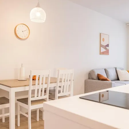 Snowflake Suites, Pet Friendly 公寓 罗瓦涅米